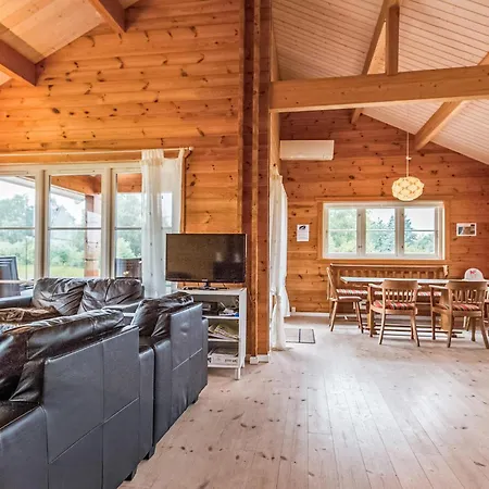 3 Bedroom Beautiful In Follenslev Holiday home *