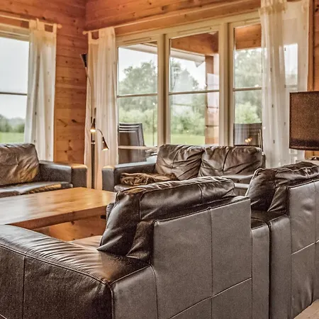 3 Bedroom Beautiful In Follenslev * Eskebjerg