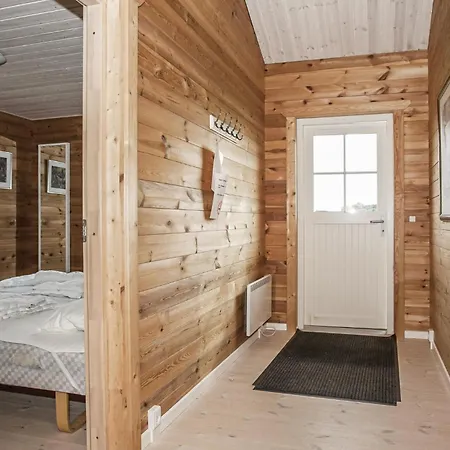3 Bedroom Beautiful In Vakantiehuis
